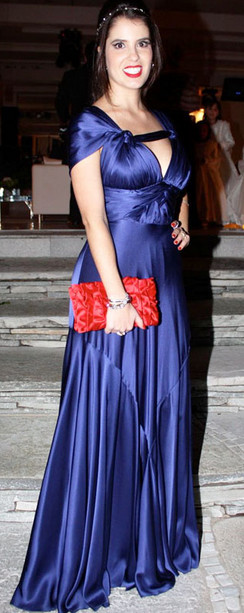 vestido azul marinho combina com sapato prata