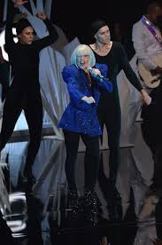 Vestidos Festa do VMA    Video Music Awards 2013 apresenta tendências em Moda Festa