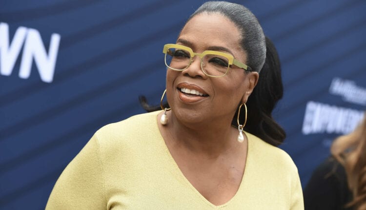 F5 - Celebridades - Apresentadora Oprah Winfrey doa US$ 10 mi para ajudar  afetados pela pandemia da Covid-19 - 03/04/2020