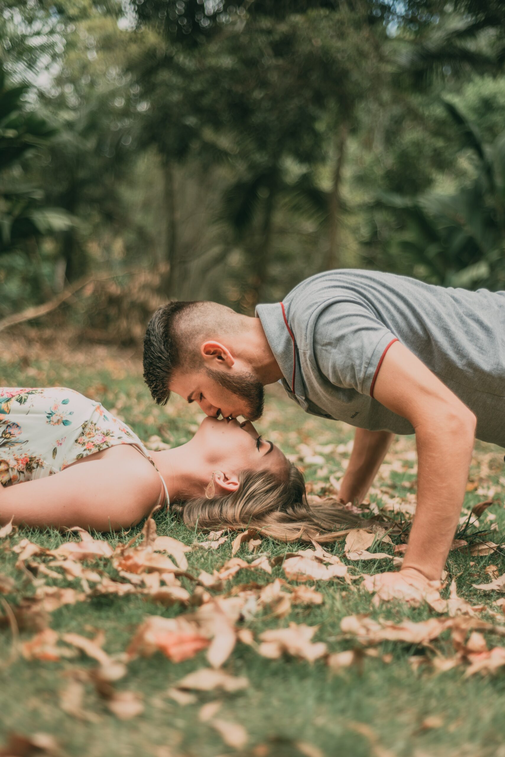 Melhores poses para foto de casal