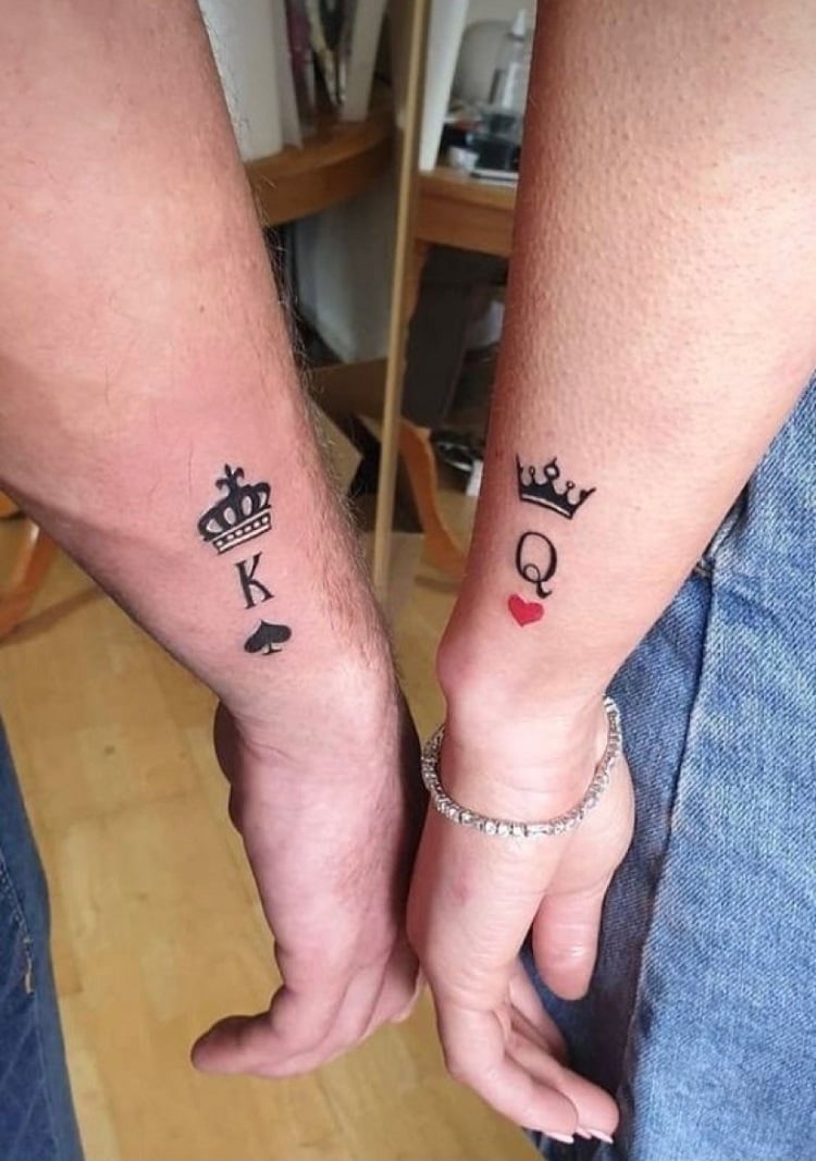 Dia de tatuar com a rainha dos traços finos e da mão delicada