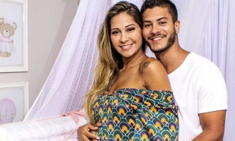 Enquete aponta Arthur como campeão do BBB. Qual foi a participação de Maíra Cardi na vitória?