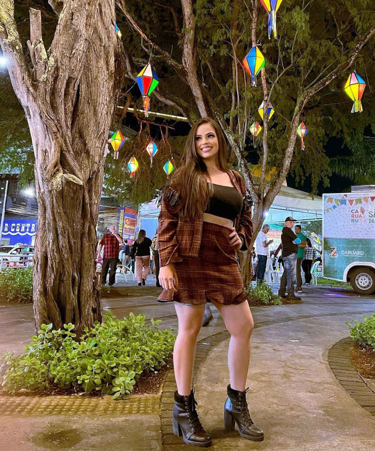 Trajes de festa junina: looks modernos e as 168 melhores ideias do que  vestir no São João