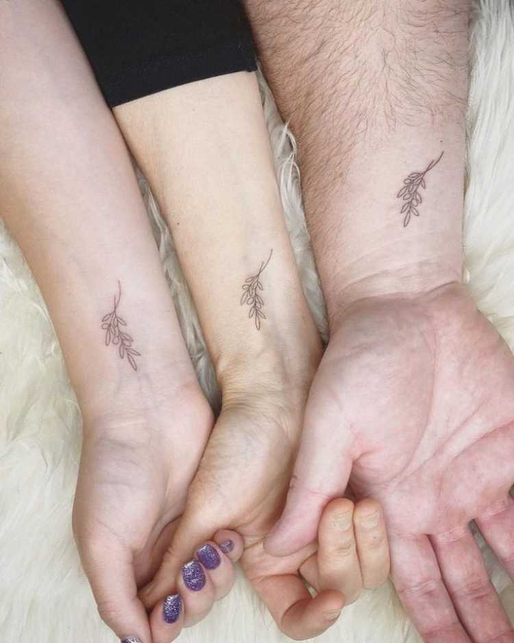 Tatuagem de pai e mãe: veja mais de 40 ideias para registrar o amor