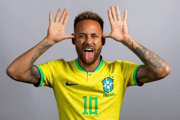 Neymar se torna o terceiro jogador mais bem pago do mundo; confira