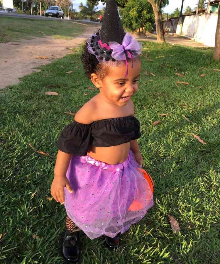 Fantasia Halloween Infantil Bruxinha com Tiara - Extra Festas