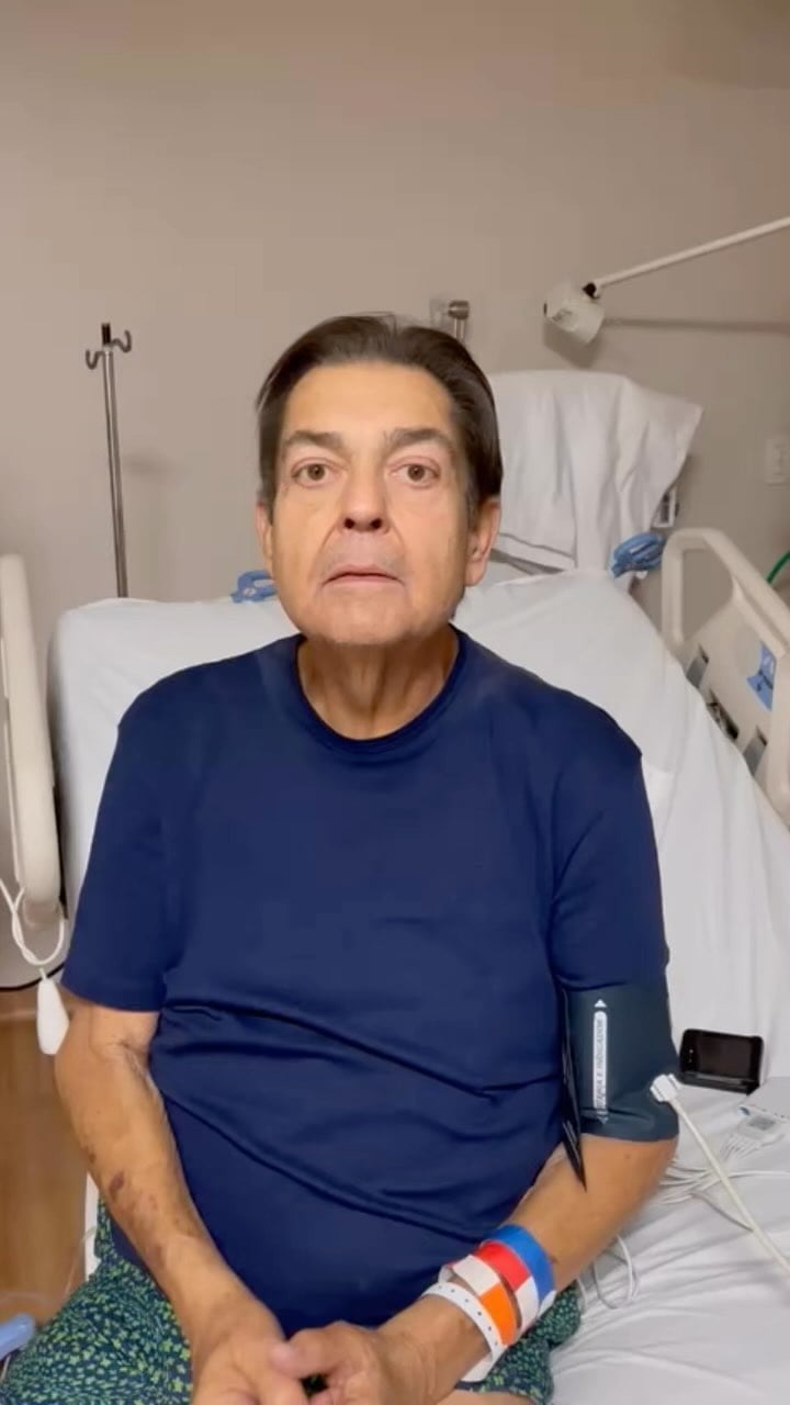 Print de vídeo com Faustão Silva em cama de hospital