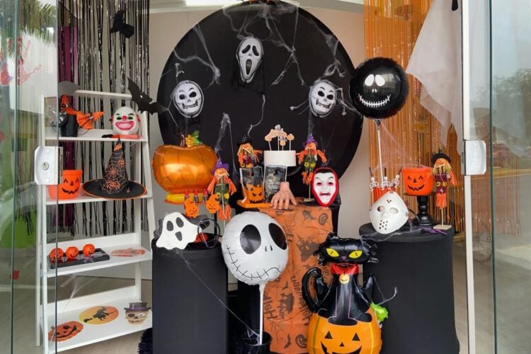 Vitrines de Halloween: 56 ideias de decoração para sua loja entrar no clima do Dia das Bruxas