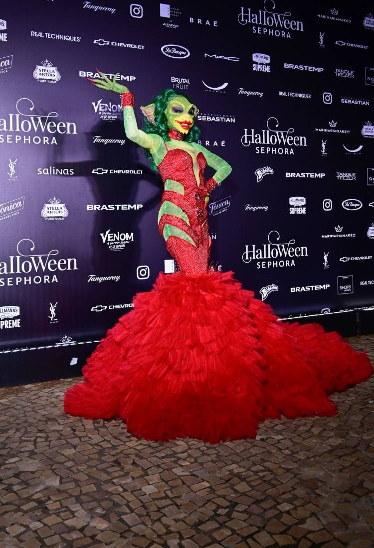 Famosa fantasiada de para o Halloween da Sephora 2024