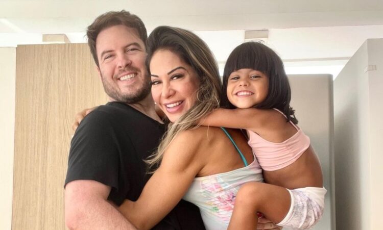 O que aconteceu entre Maíra Cardi e Thiago Nigro? Coach fitness desabafa ao ver marido com a filha: ‘sofro com isso’