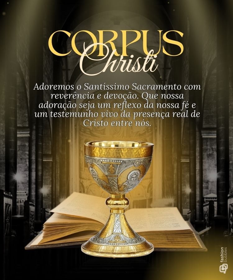 Mensagens do feriado de Corpus Christi em foto de taça com hóstias e bíblia em igreja