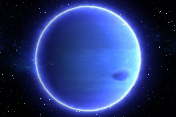 Foto do planeta Netuno em céu estrelado