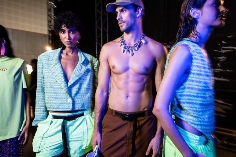 Modelos com looks da coleção "Baba Beach Club" no DFB Festival 2024