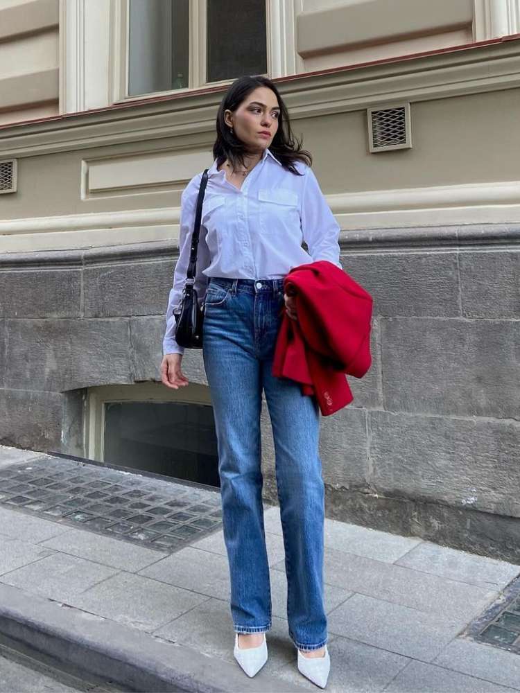 Look com calça jeans reta