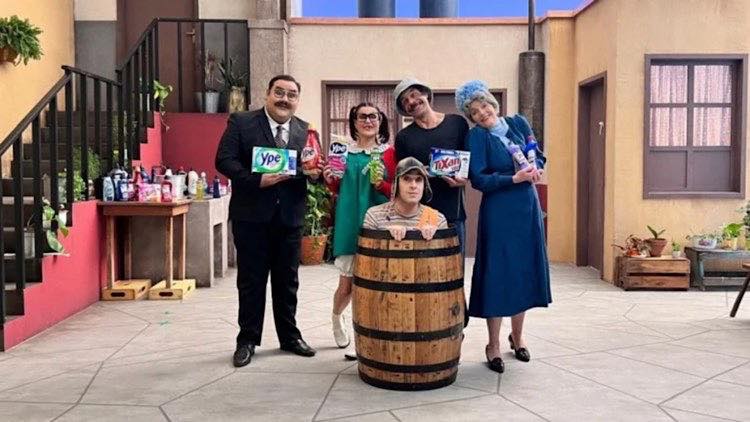 Chaves ganha versão com elenco brasileiro em megapromoção de marca de produtos de limpeza.