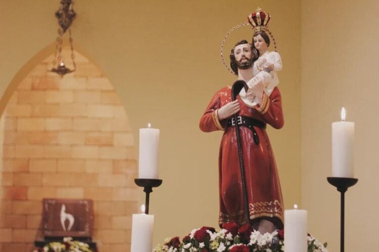Dia de São Cristóvão: 12 orações para 25 de julho + resumo da história do santo