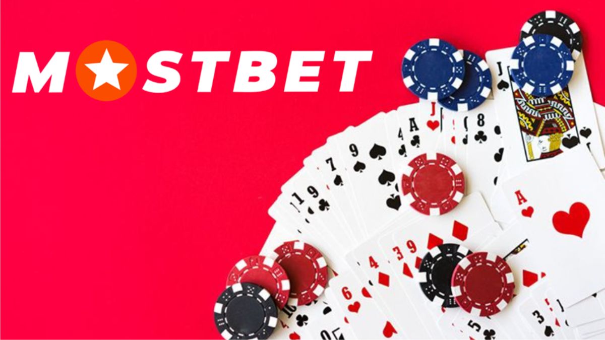 Fundo vermelho com baralho de cartas, fichas de pôquer e logo da MostBet