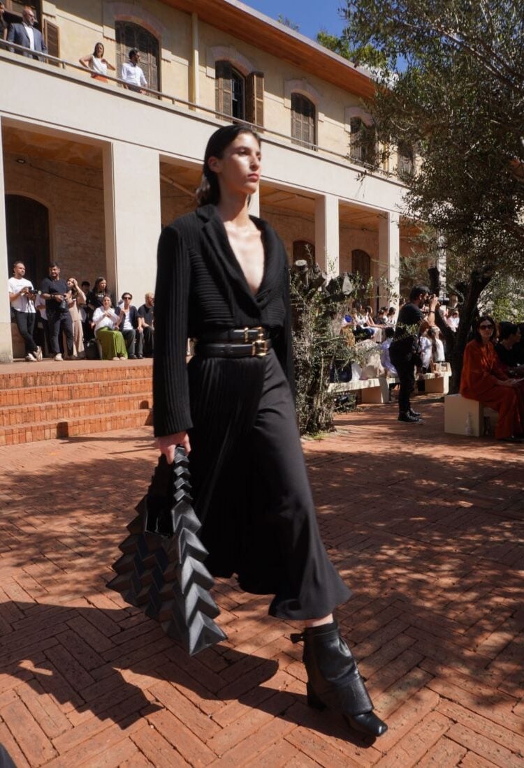 Modelos com bolsa Ryzí em desfile