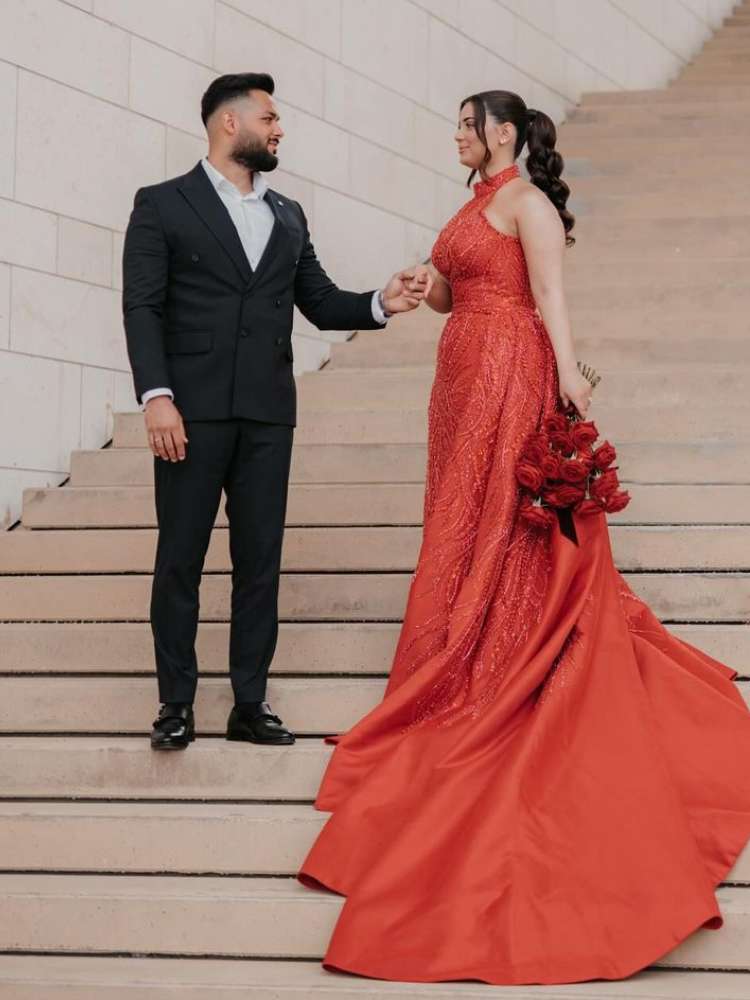 Opção de vestido de noiva para casamento civil