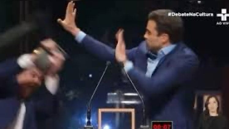 Pablo Marçal e Datena brigam em debate da TV Cultura.