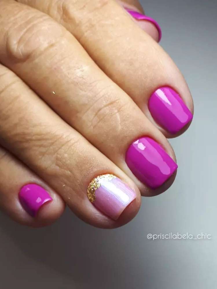 opção de unhas curtas decoradas