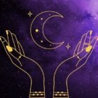 Fundo de céu estrelado azul e roxo com desenho dourado de mãos, lua e estrelas, simbolizando horóscopo semanal de 28 de outubro a 3 de novembro