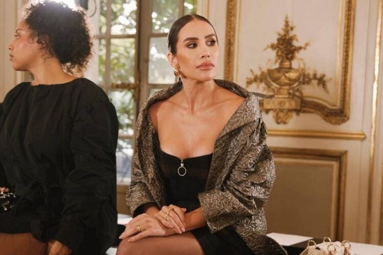 Paula Manosso entrega bastidores das semanas de moda internacionais: “Uma bagunça, mas no fim dá tudo certo”