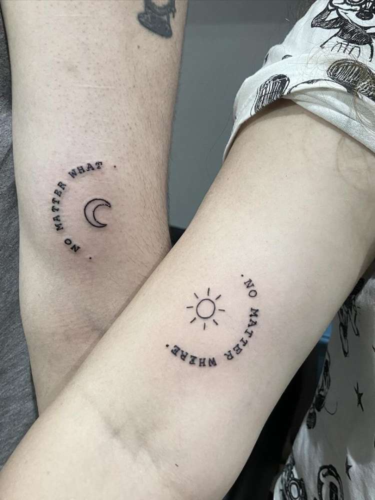 opção de tatuagem de casal