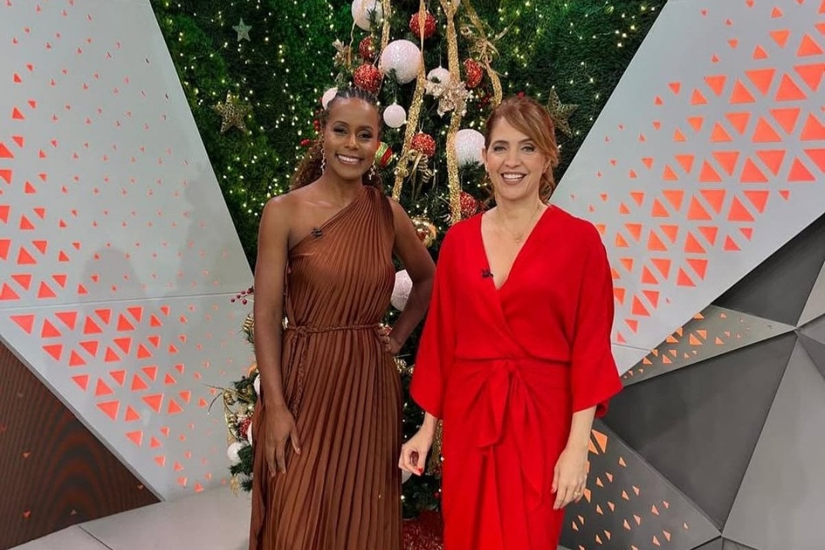 Foto de Maju Coutinho e Poliana Abritta, apresentadoras do Amigo Secreto do Fantástico 2024